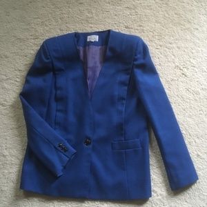 Royal Blue Quality Fully Lined Suit Size: 10